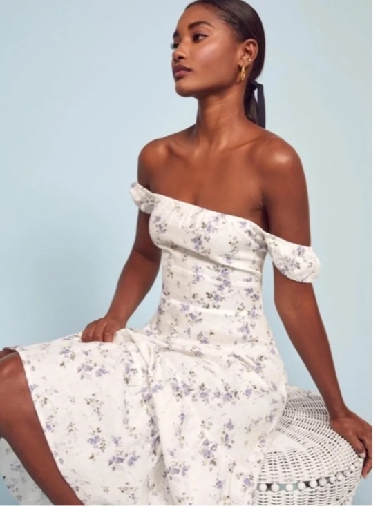 Reformation Dresses & Skirts - Reformation Midi Dress